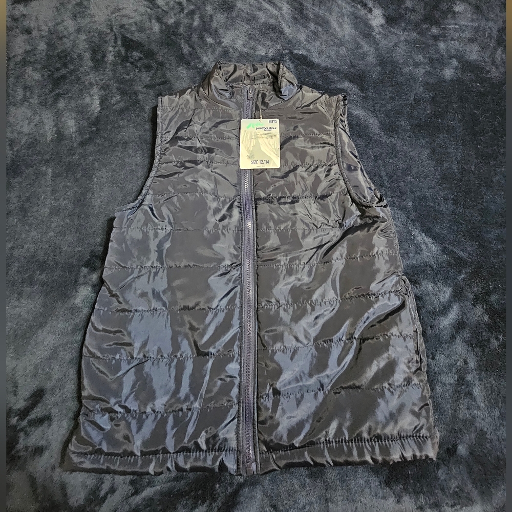 Boys Jackson Hole zip up vest sz 12-14 NWT